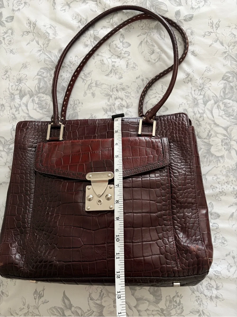 Y2K ANTONIO MELANI Croc-Embossed Shoulder Tote in Dark Brown